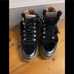 Voile Blanche Eva Shearling Hiker Boots. EU 37.